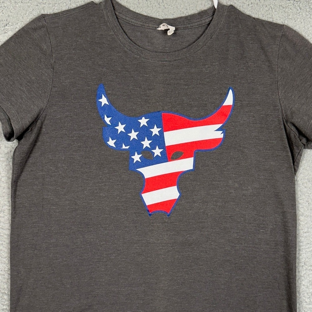 Under Armour Project Rock T-Shirt Womens Medium Grey Brahma Bull USA Flag Tee